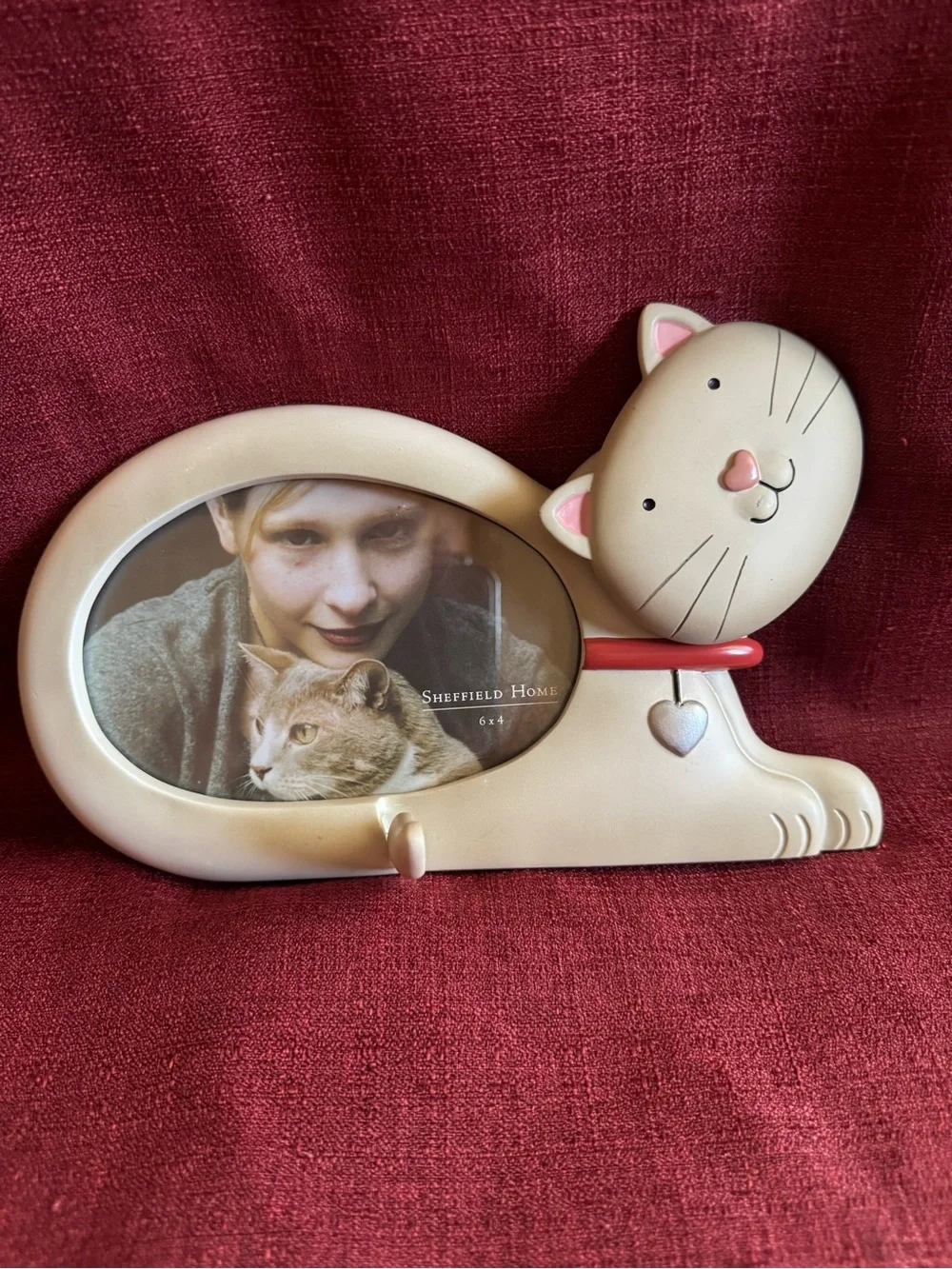 Sheffield Home Cream Cat Photo Frame with Pink and Red Accents size 6x4